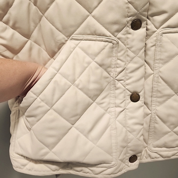 Lauren, Ralph Lauren quilted vest,  women's size medium, ivory/tan - Picture 4 of 8